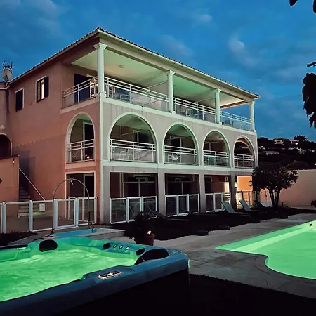 Résidence Villa Romana avec spa-3